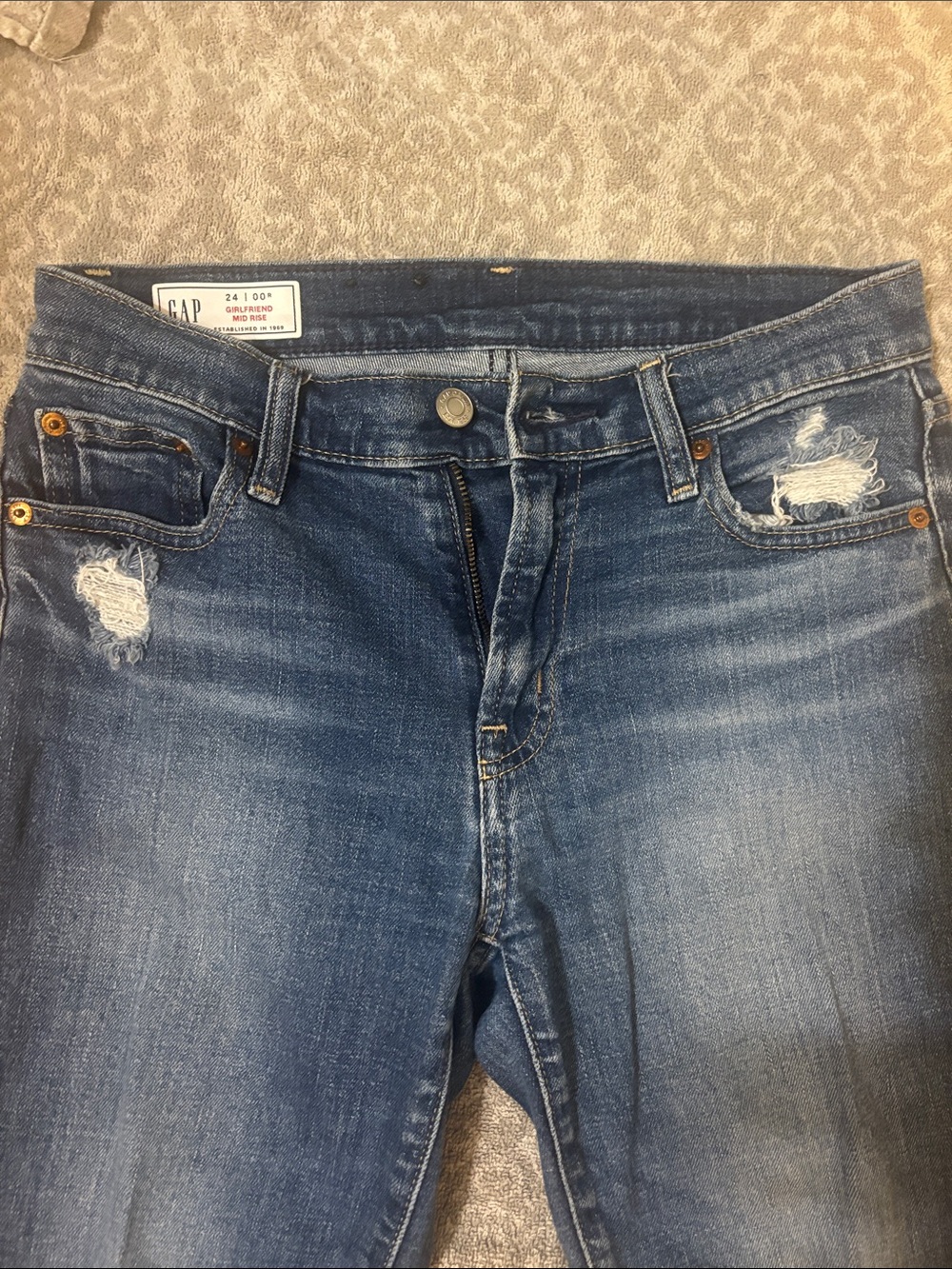 GAP GIRLFRIEND MID RISE